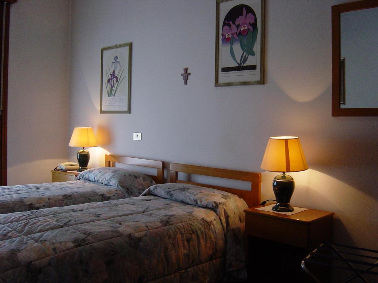 Hotel Rizzi Monticello Conte Otto Extérieur photo