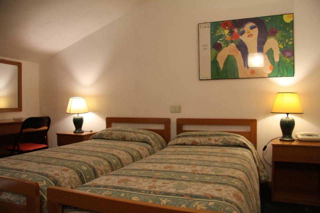 Hotel Rizzi Monticello Conte Otto Extérieur photo